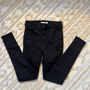 Black Levi’s Jeans